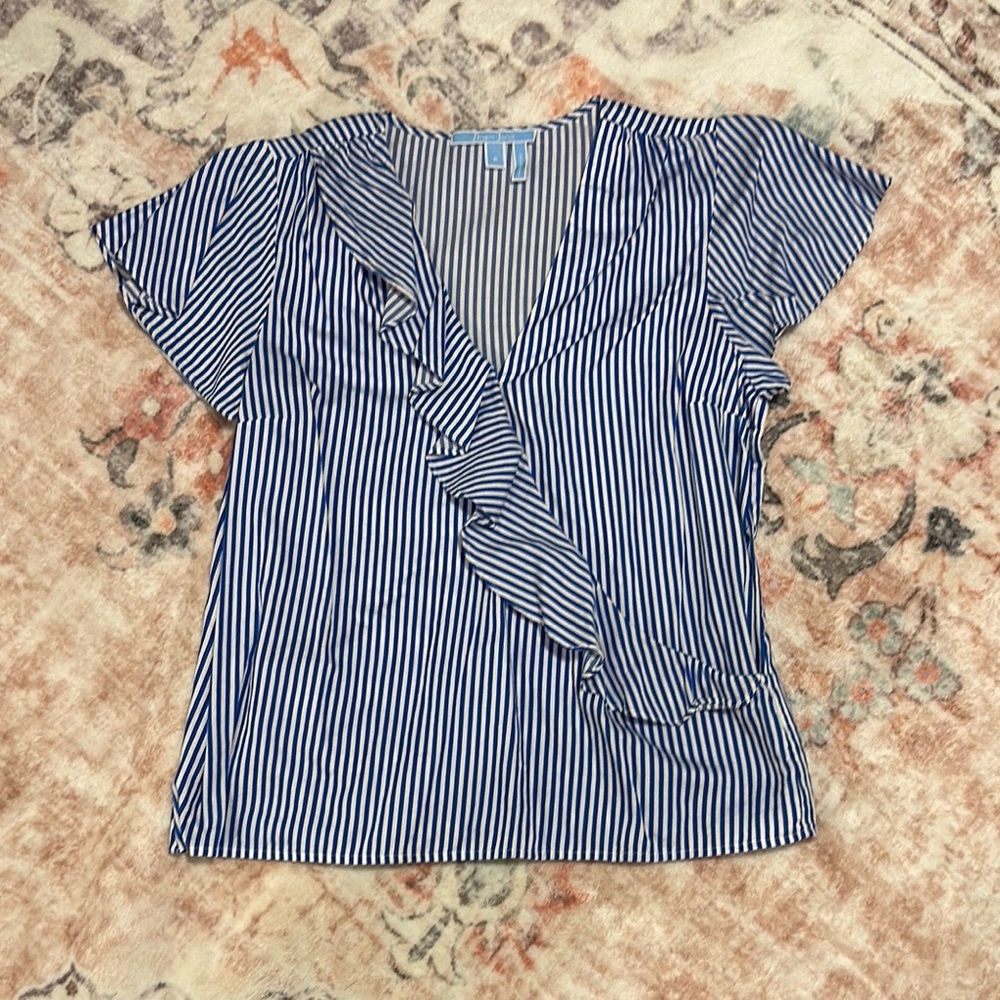 Draper James, size 8, Blue Striped Women's Top